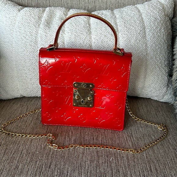 LOUIS VUITTON Monogram Vernis Spring Street Hand Bag Red - Picture 1 of 13